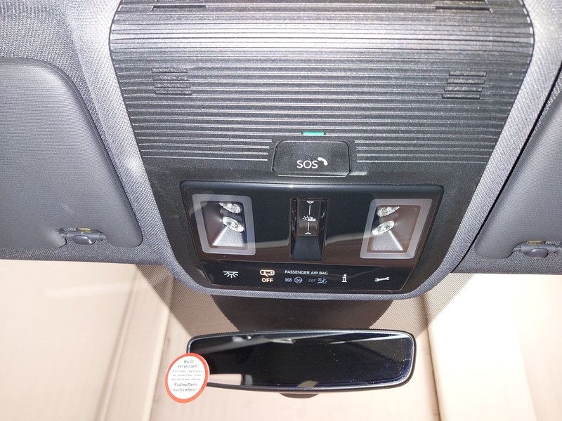 Volkswagen ID.4 Pro • ACC • LED — 13