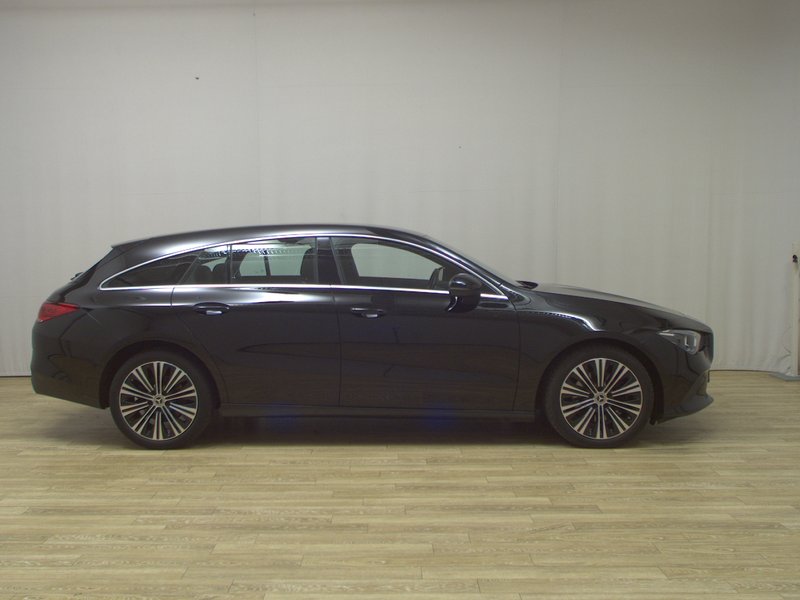 Mercedes-Benz CLA 220 d Shooting Brake automatik Progressive • AHK • LED