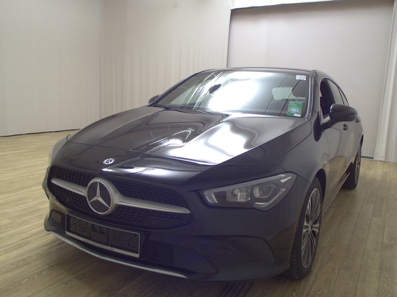 Mercedes-Benz CLA 220 d Shooting Brake automatik Progressive • AHK • LED — 2