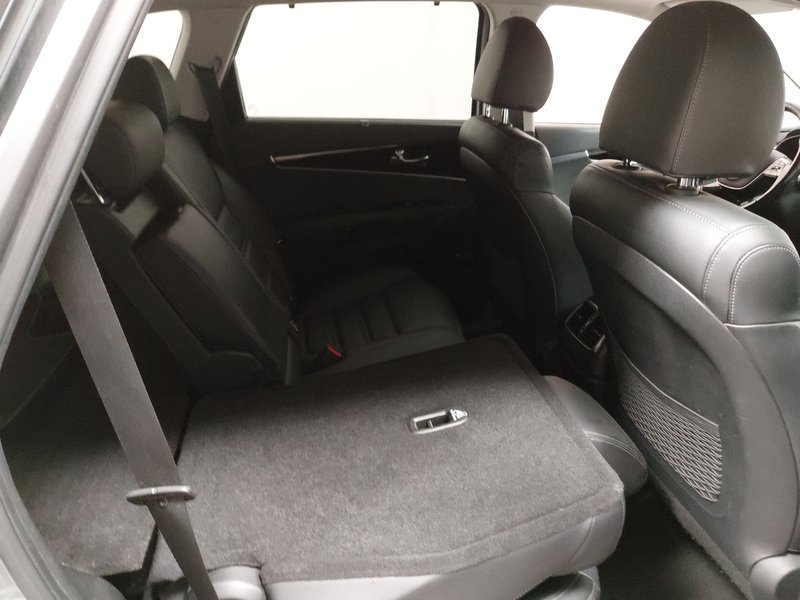 Kia Sorento 2.2 CRDI 4WD Platinum automatik • 360° kamera • 4x4 — 11