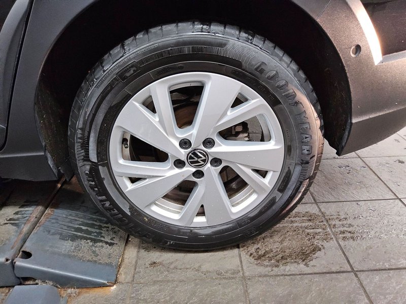 Volkswagen Taigo 1.0 TSI automatik Life • ACC • Full LED — 11
