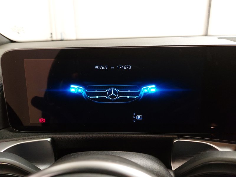 Mercedes-Benz GLB 220 d 4MATIC automatik Style • 360° kamera • ACC — 21