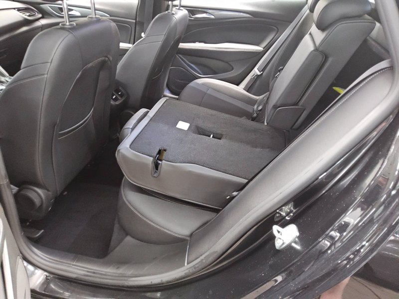 Opel Insignia Sports Tourer 2.0 CDTI automatik Business Edition • AHK • Full LED — 13