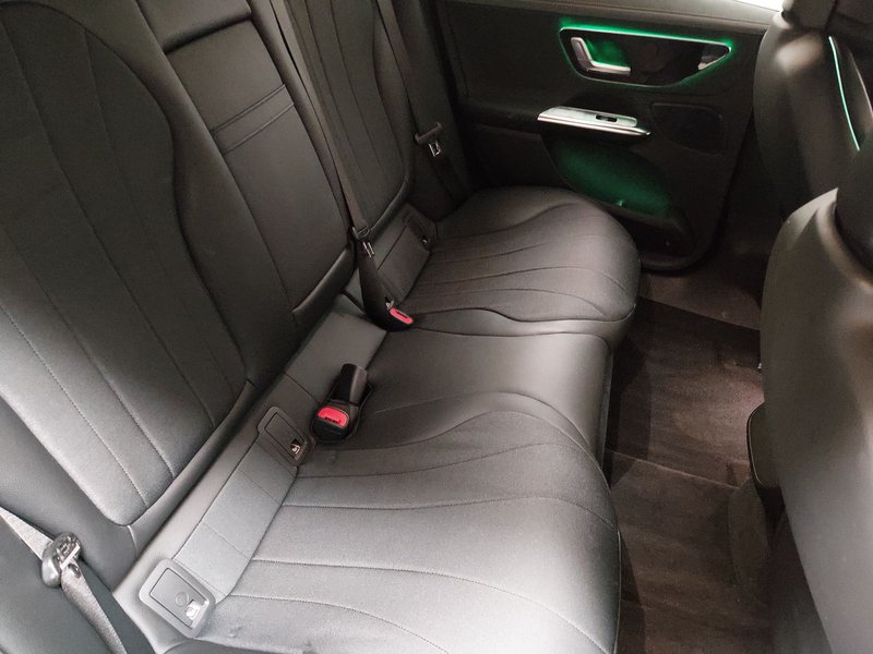 Mercedes-Benz EQE 300 • Full LED • digitalni instrumenti — 22