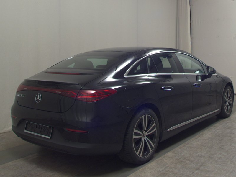 Mercedes-Benz EQE 300 • Full LED • digitalni instrumenti — 4