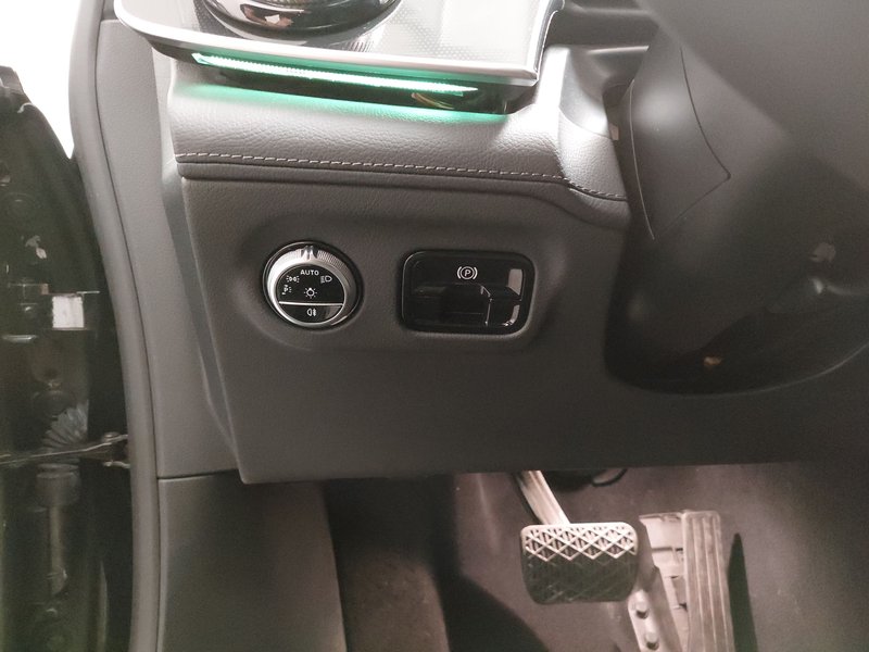 Mercedes-Benz EQE 300 • Full LED • digitalni instrumenti — 7