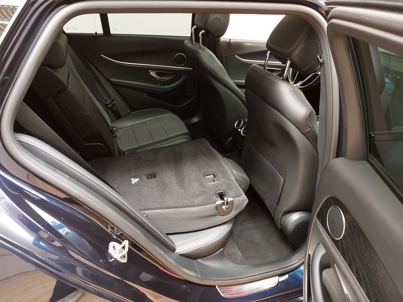 Mercedes-Benz E 300 de karavan AMG Line automatik • AHK • 360° kamera — 11
