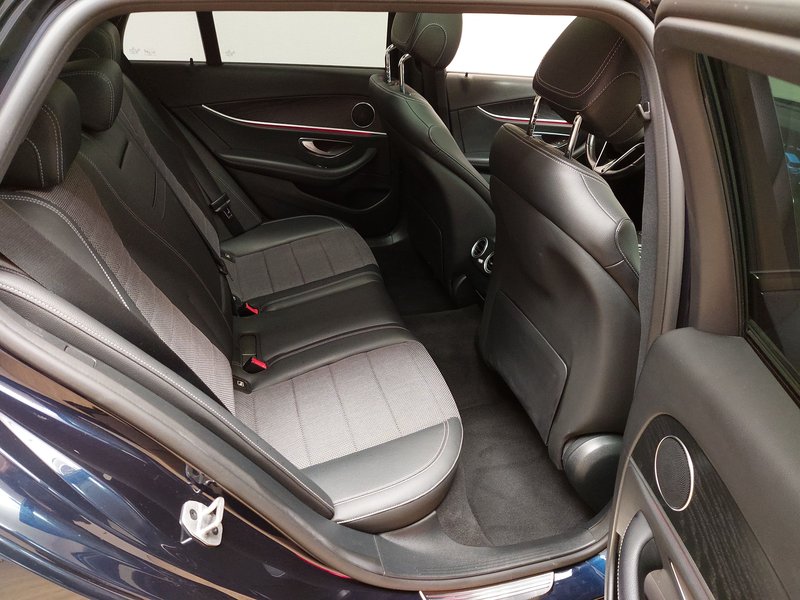 Mercedes-Benz E 300 de karavan AMG Line automatik • AHK • 360° kamera — 12
