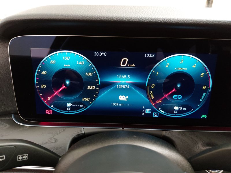 Mercedes-Benz E 300 de karavan AMG Line automatik • AHK • 360° kamera — 24