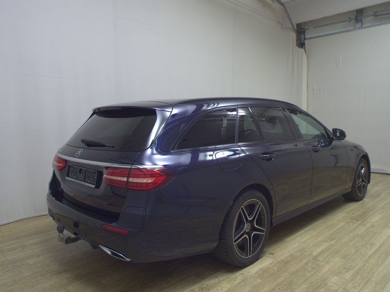 Mercedes-Benz E 300 de karavan AMG Line automatik • AHK • 360° kamera — 4