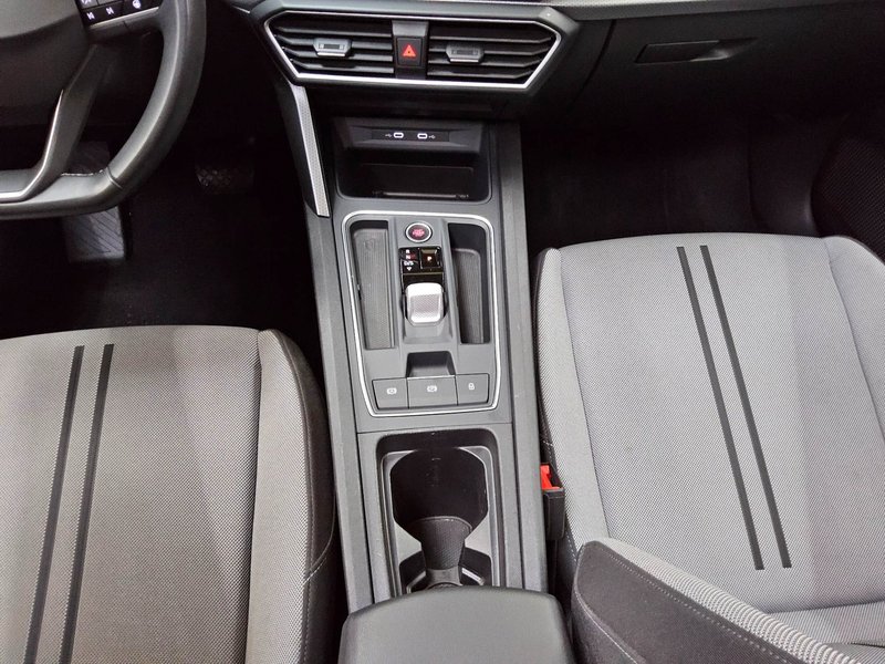 SEAT Leon Sportstourer 2.0 TDI automatik Style • ACC • LED — 6