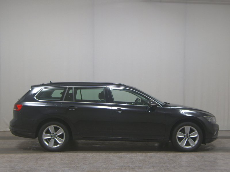 Volkswagen Passat Variant 2.0 TDI automatik • AHK • električna vrata prtljažnika