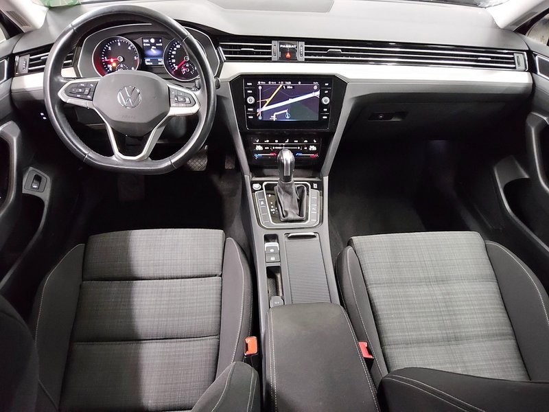 Volkswagen Passat Variant 2.0 TDI automatik • AHK • električna vrata prtljažnika — 5