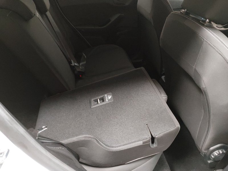 Ford Fiesta 1.1 Cool&Connect • LED — 11