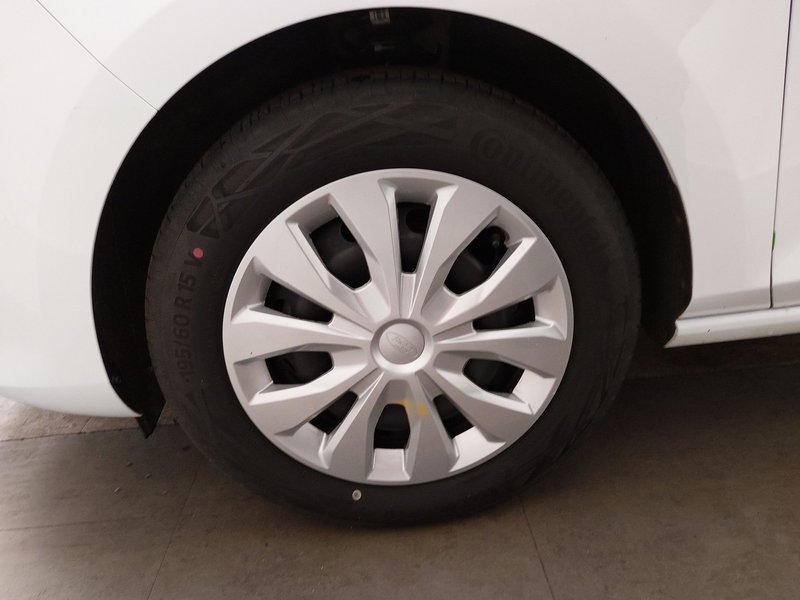 Ford Fiesta 1.1 Cool&Connect • LED — 8