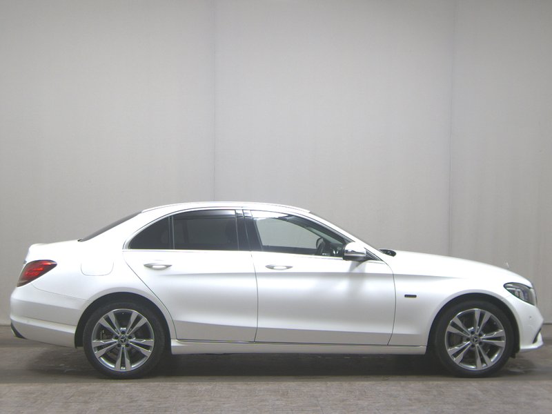 Mercedes-Benz C 300 de automatik Exclusive • LED