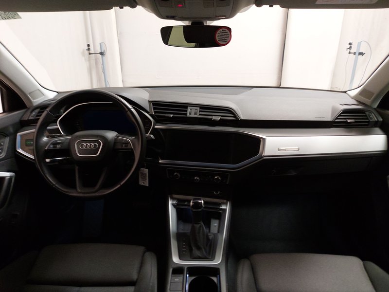 Audi Q3 35 TFSI automatik advanced • ACC • električna vrata prtljažnika — 16
