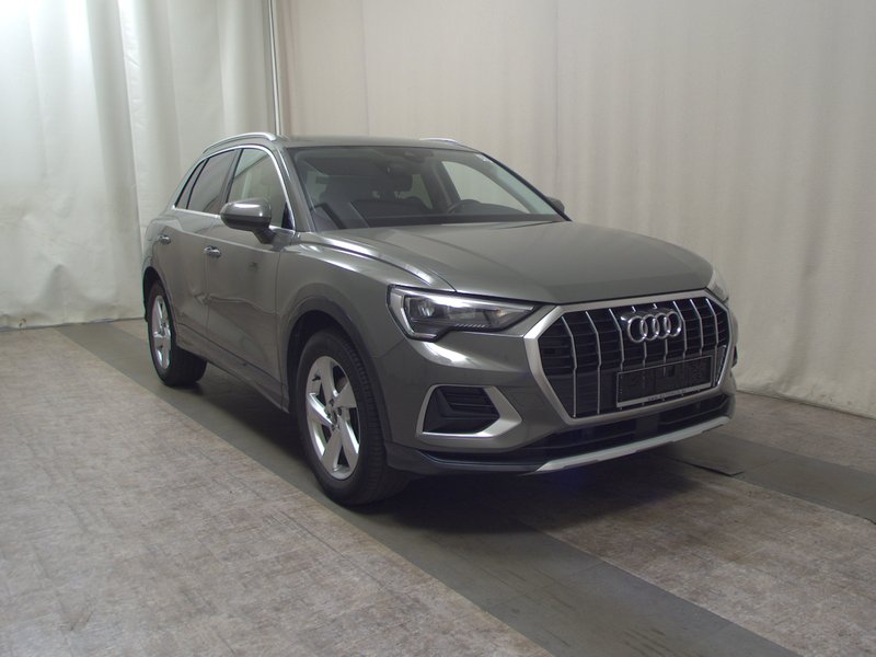 Audi Q3 35 TFSI automatik advanced • ACC • električna vrata prtljažnika — 3
