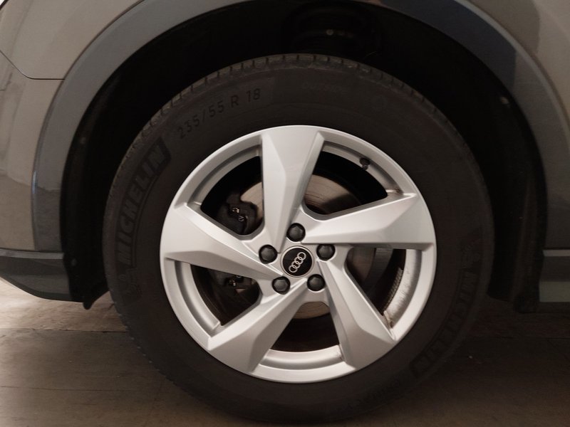 Audi Q3 35 TFSI automatik advanced • ACC • električna vrata prtljažnika — 8