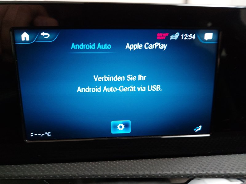 Mercedes-Benz CLA 220 d automatik Progressive • LED • digitalni instrumenti — 20
