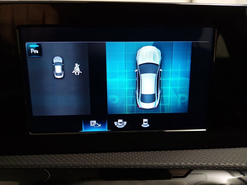 Mercedes-Benz CLA 220 d automatik Progressive • LED • digitalni instrumenti — 21