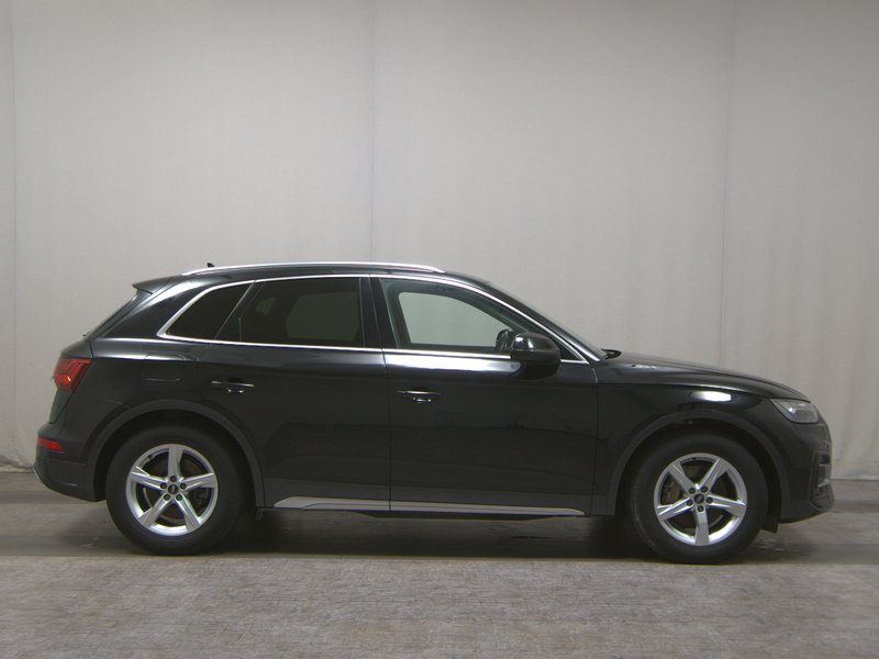 Audi Q5 40 TDI quattro automatik advanced • ACC • kuka za vuču