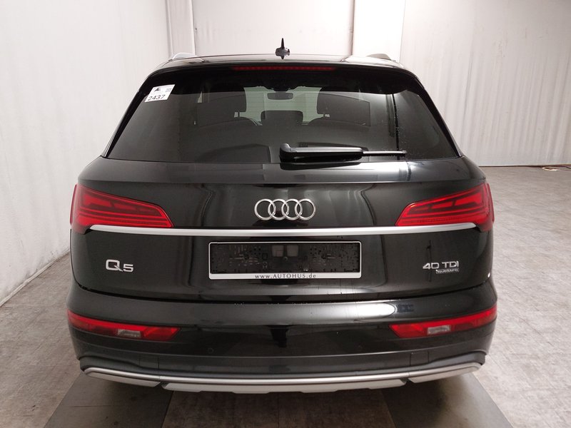Audi Q5 40 TDI quattro automatik advanced • ACC • kuka za vuču — 14