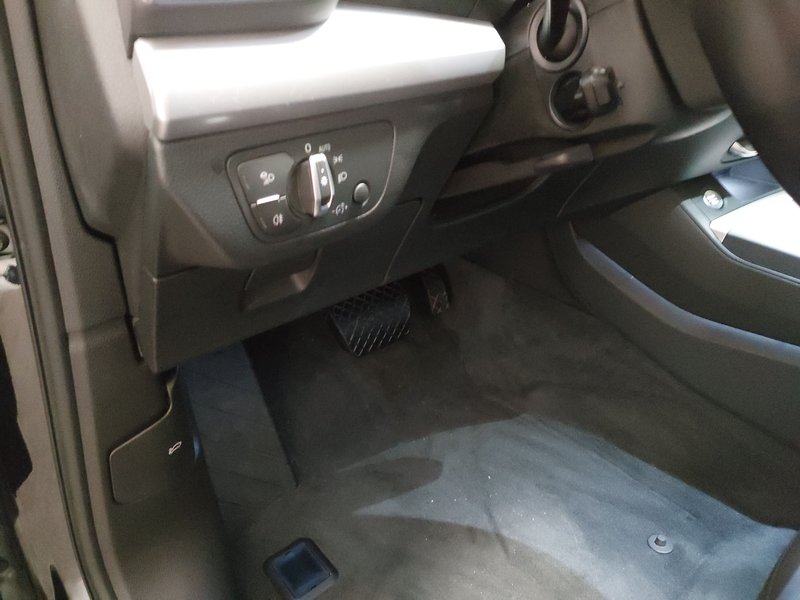 Audi Q5 40 TDI quattro automatik advanced • ACC • kuka za vuču — 7