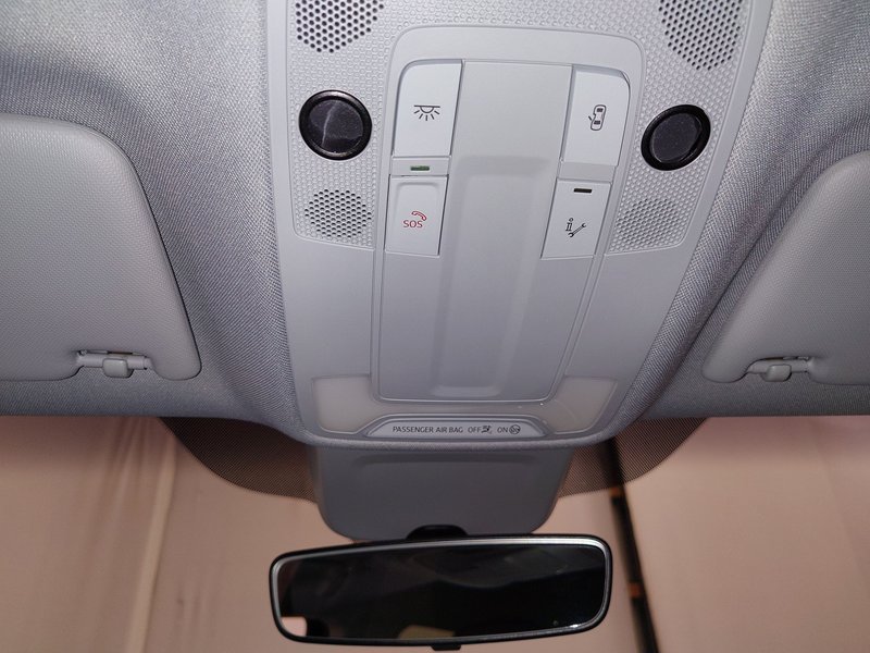 Audi Q2 30 TDI S line automatik • Full LED • digitalni instrumenti — 13