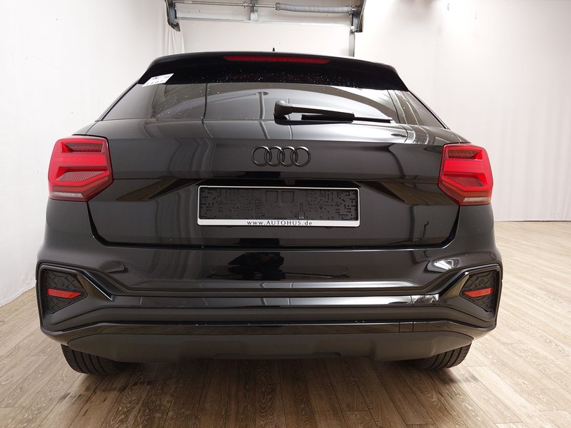 Audi Q2 30 TDI S line automatik • Full LED • digitalni instrumenti — 14