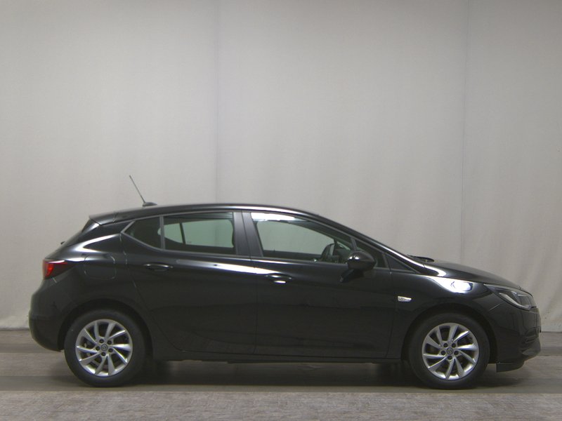 Opel Astra 1.5 D automatik Edition • Full LED