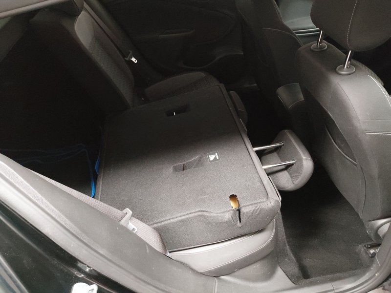 Opel Astra 1.5 D automatik Edition • Full LED — 11