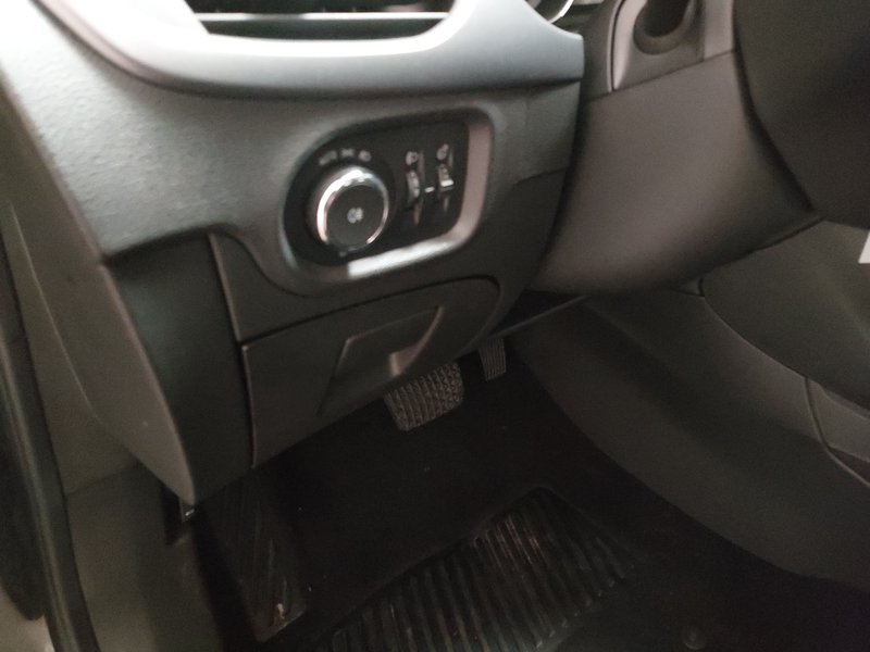 Opel Astra 1.5 D automatik Edition • Full LED — 7
