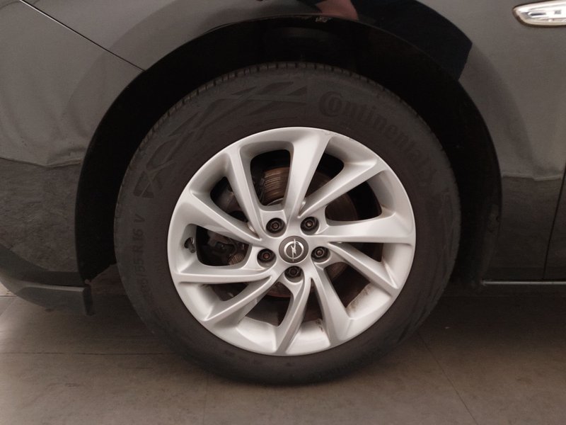 Opel Astra 1.5 D automatik Edition • Full LED — 8