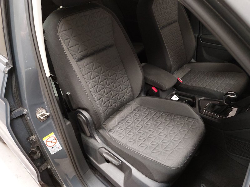 Volkswagen Tiguan 2.0 TDI automatik Life — 10