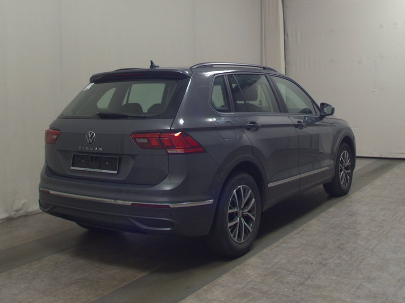 Volkswagen Tiguan 2.0 TDI automatik Life — 4