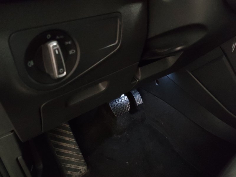 Volkswagen Tiguan 2.0 TDI automatik Life — 7