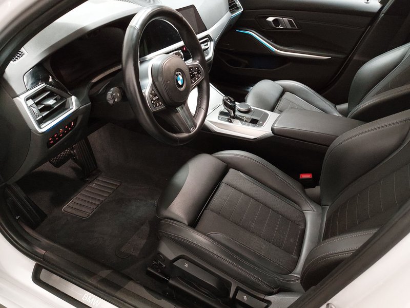 BMW 330e Touring automatik Sport Line • ACC • LED — 6