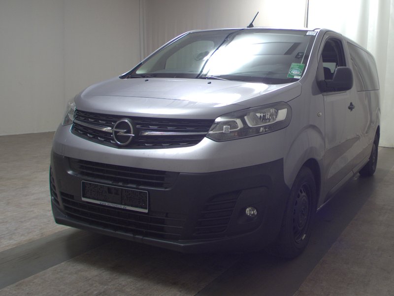 Opel Vivaro 2.0 D • AHK — 2