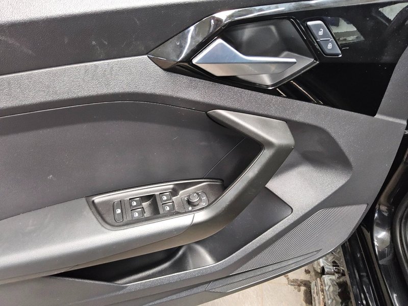 Audi A1 Sportback 25 TFSI • digitalni instrumenti — 10