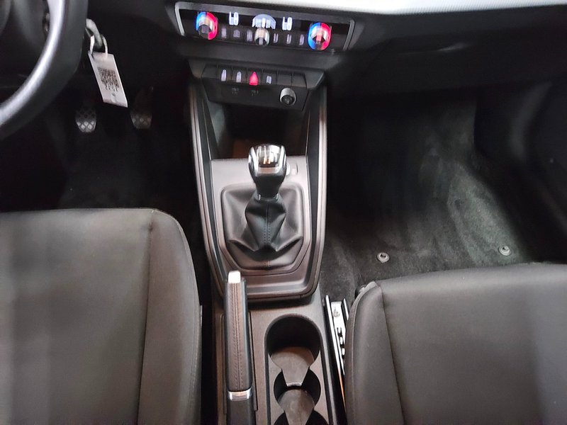 Audi A1 Sportback 25 TFSI • digitalni instrumenti — 6