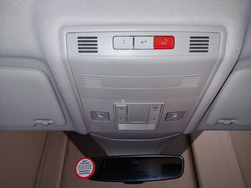 Volkswagen T-Cross 1.0 TSI automatik Style • ACC • Kuka za vuču (odvojiva) — 13