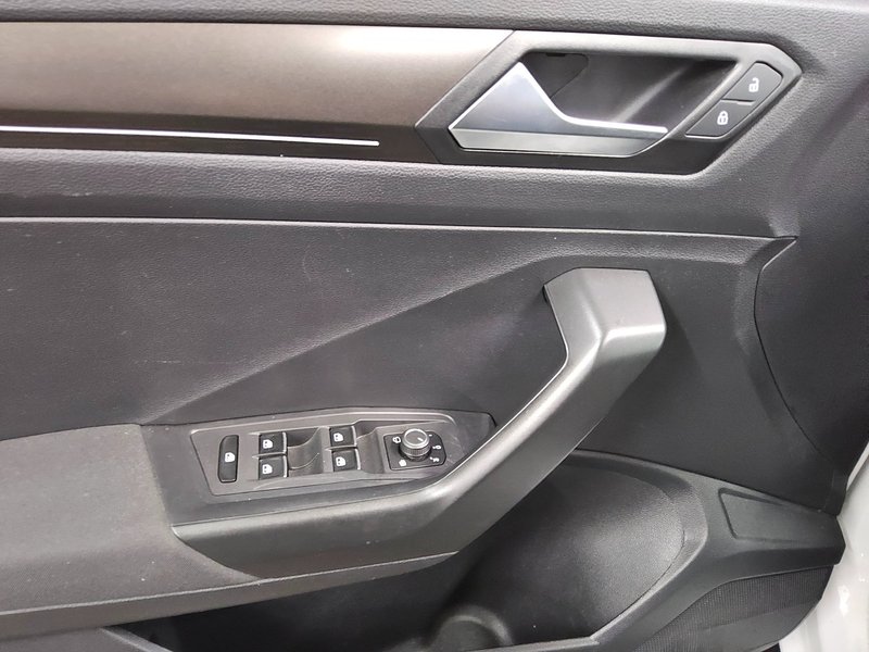 Volkswagen T-Roc 1.0 TSI Style • ACC • digitalni instrumenti — 10