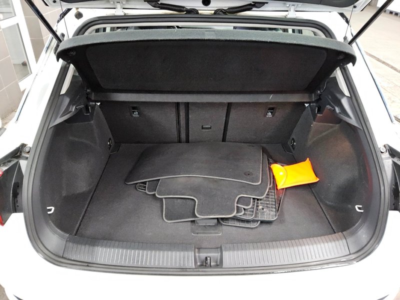 Volkswagen T-Roc 1.0 TSI Style • ACC • digitalni instrumenti — 12