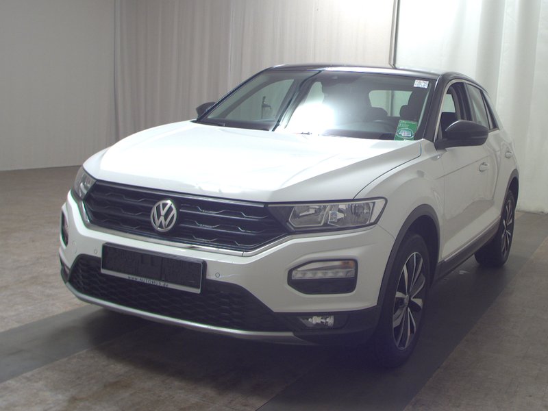Volkswagen T-Roc 1.0 TSI Style • ACC • digitalni instrumenti — 2