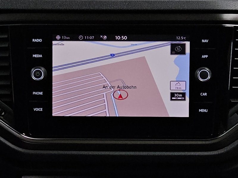 Volkswagen T-Roc 1.0 TSI Style • ACC • digitalni instrumenti — 7