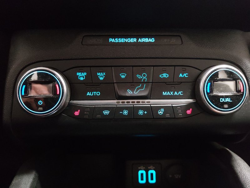 Ford Kuga 1.5 EcoBlue automatik Cool&Connect • Kuka za vuču (odvojiva) — 15