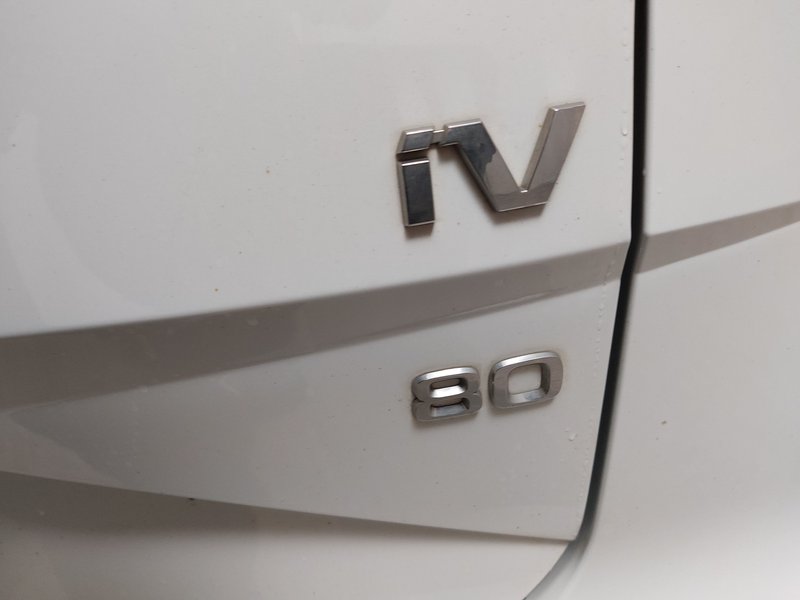 Škoda Enyaq iV 80 Loft • ACC • AHK — 16