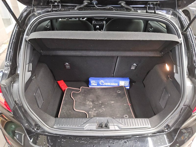 Ford Fiesta 1.0 EcoBoost ST-Line • ACC • LED — 11