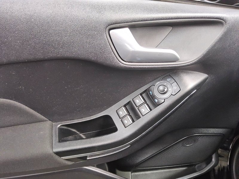 Ford Fiesta 1.0 EcoBoost ST-Line • ACC • LED — 9